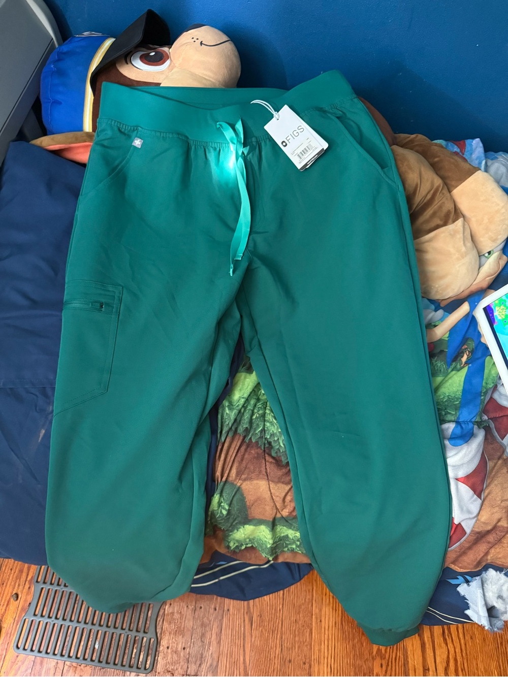 Figs Men’s Teal Drawstring Cargo Joggers